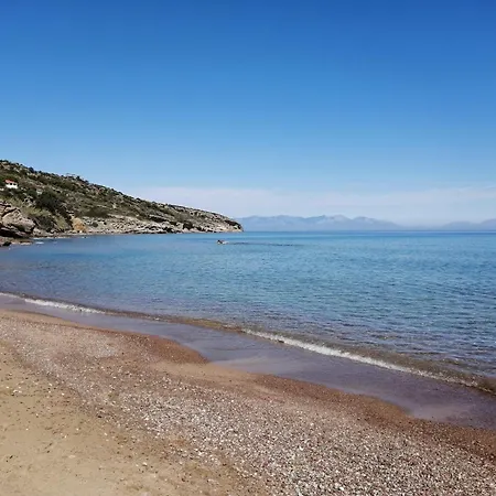Secret Summer Retreats - Fully Equipped Getaways *